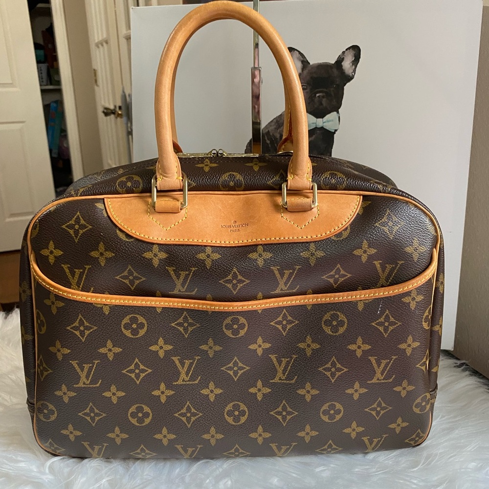 Authentic Louis Vuitton Deauville handbag